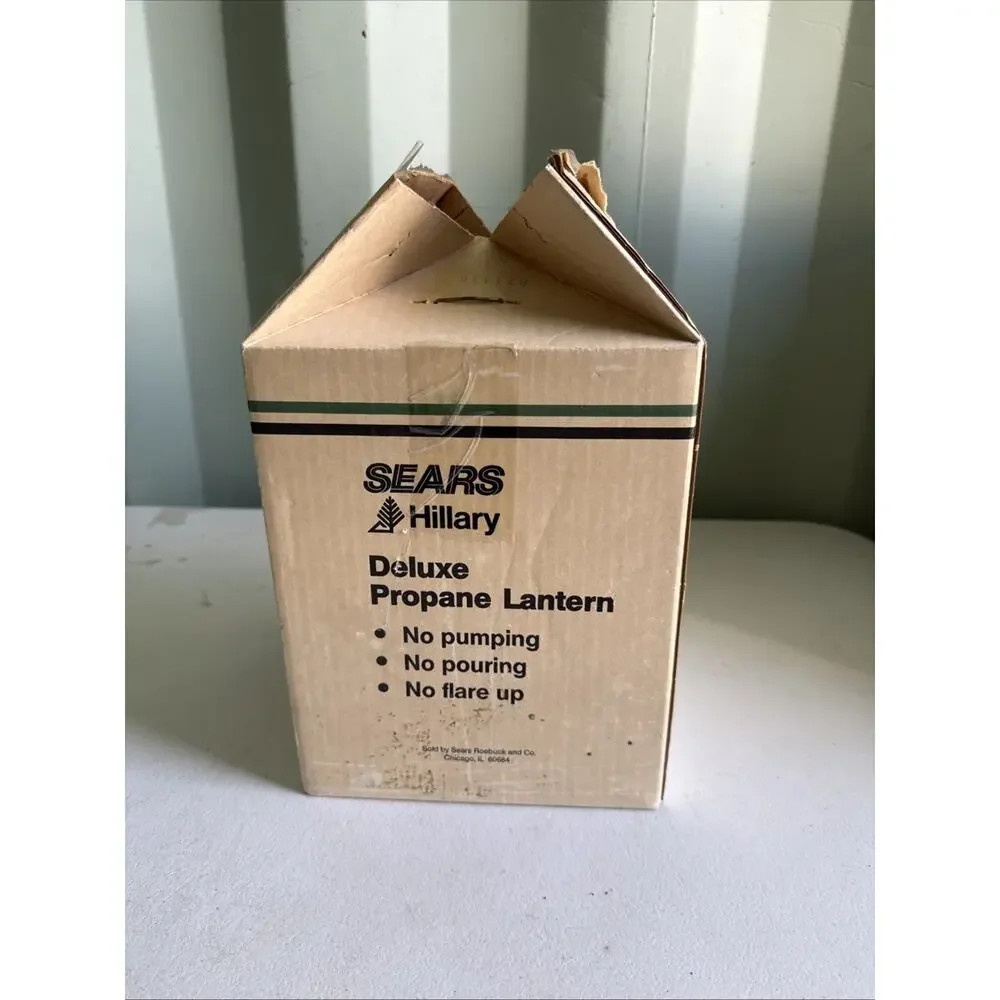 SEARS BEST HILLARY DELUXE DOUBLE MANTLE PROPANE LANTERN W/PIEZO IGNITION